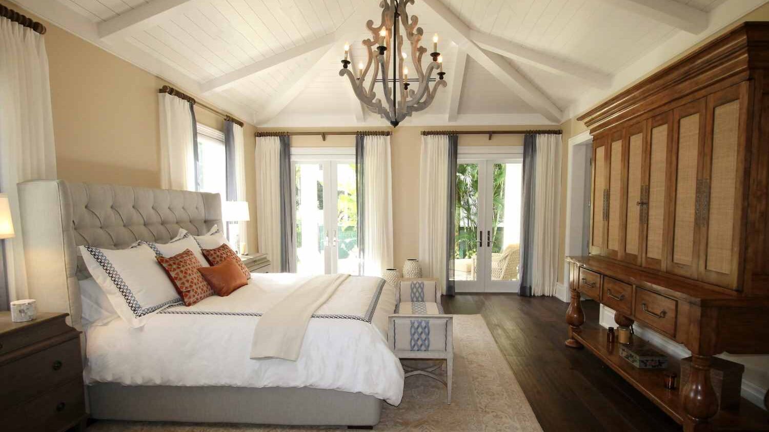Leisure Bay Luxury