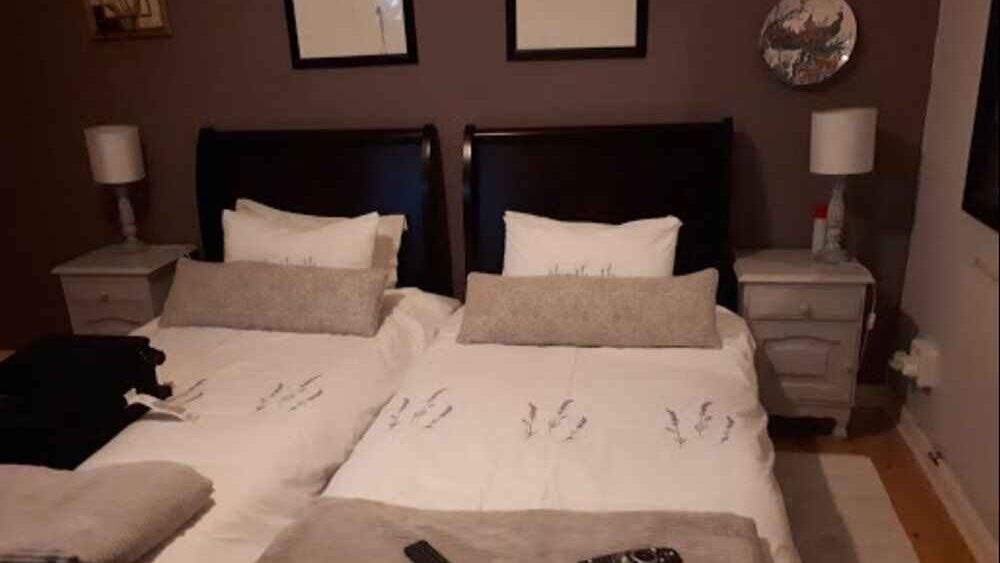 Greenlawns B&B hotel Room