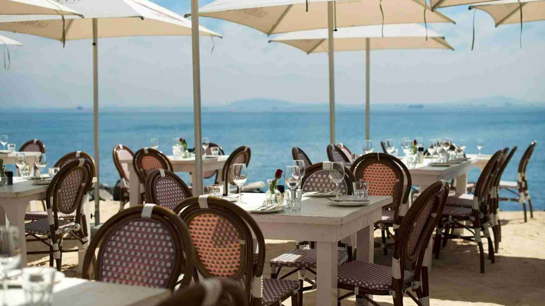 Grand Africa Café & Beach Outdoor Dining Area