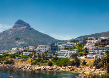 apartments in camps bay