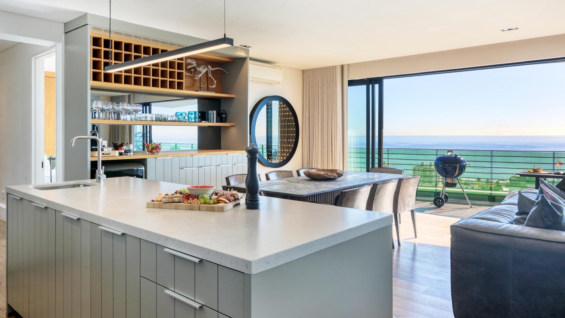 Alpha Penthouse 