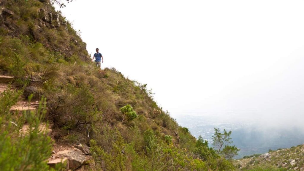 What do I need to hike up Platteklip