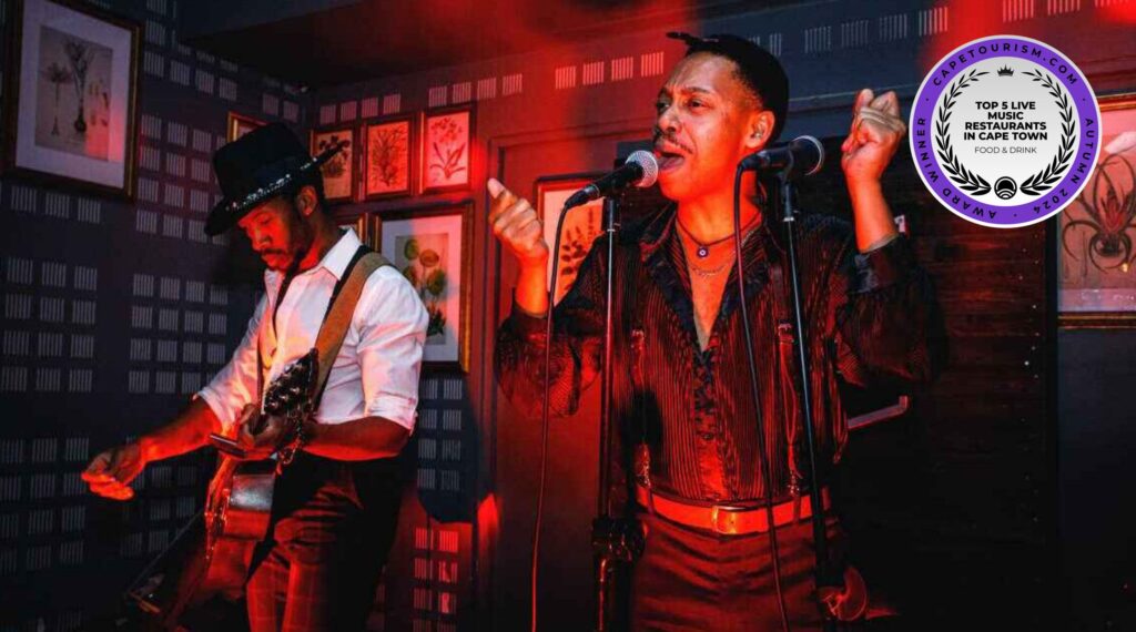 Live Music at Harringtons Cocktail Lounge