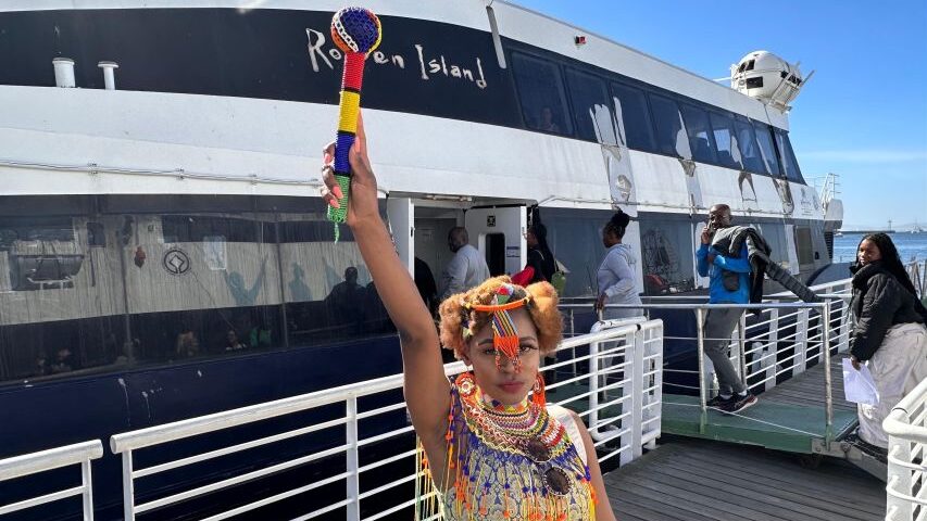 Robben Island Ferry Ticket and Guided Prison Tour