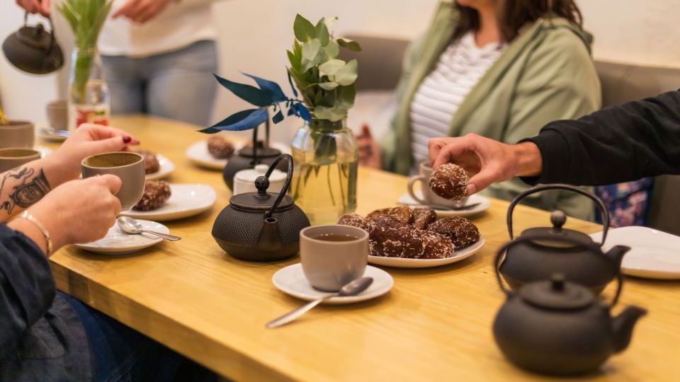 Essential Food and Drink Tour