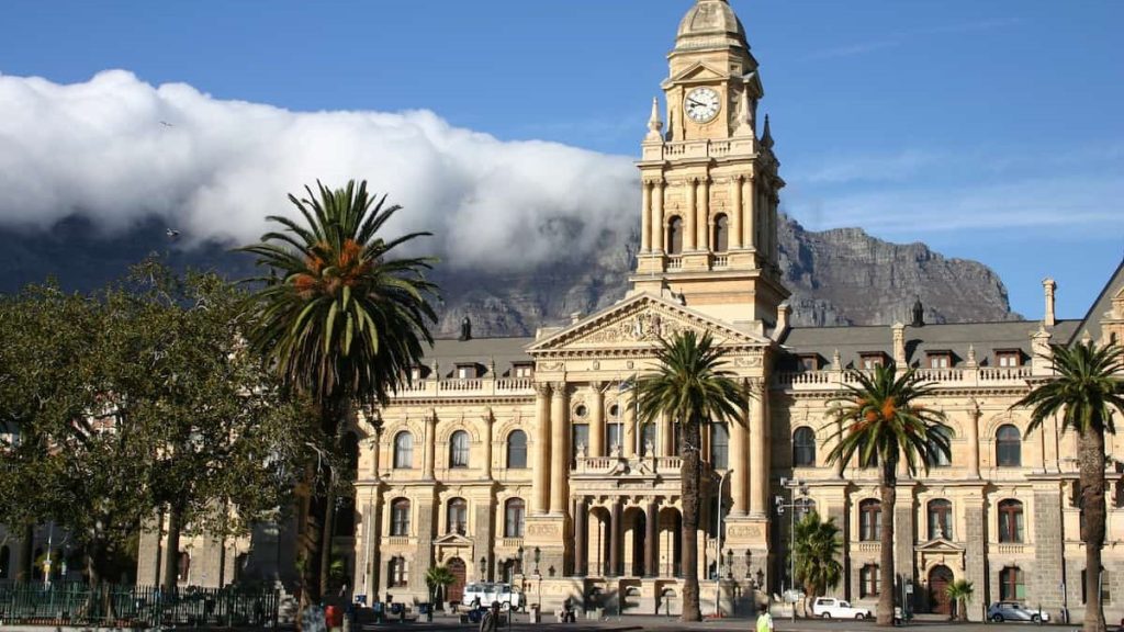 Cape Town City Hall and Grand Parade Square