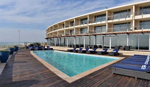 Lagoon Beach Hotel & Spa