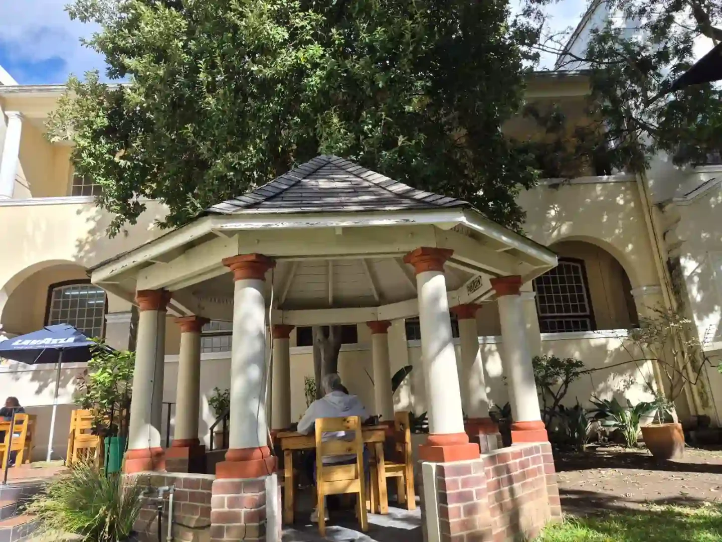 Secret Garden Coffee Shop - Rotunda