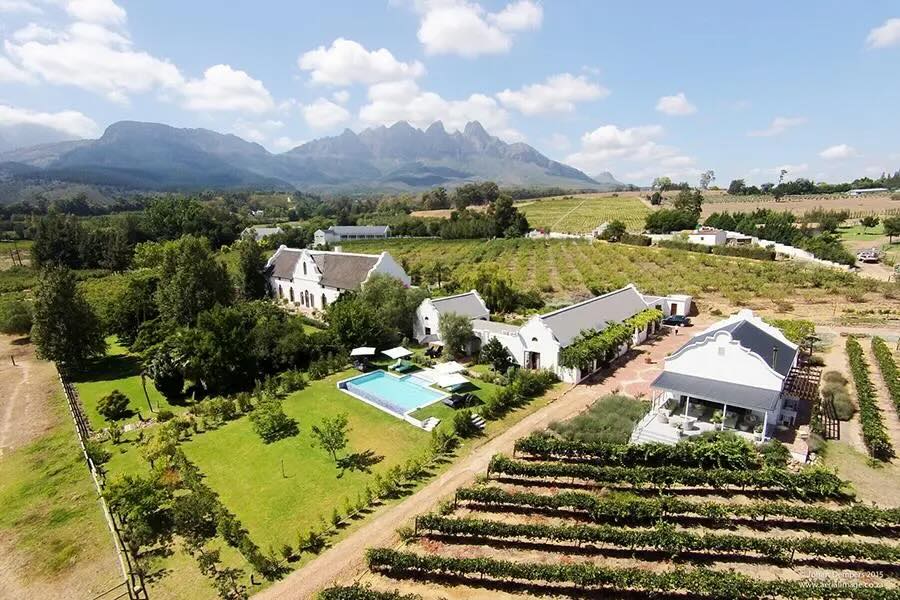 Dunstone Country Estate