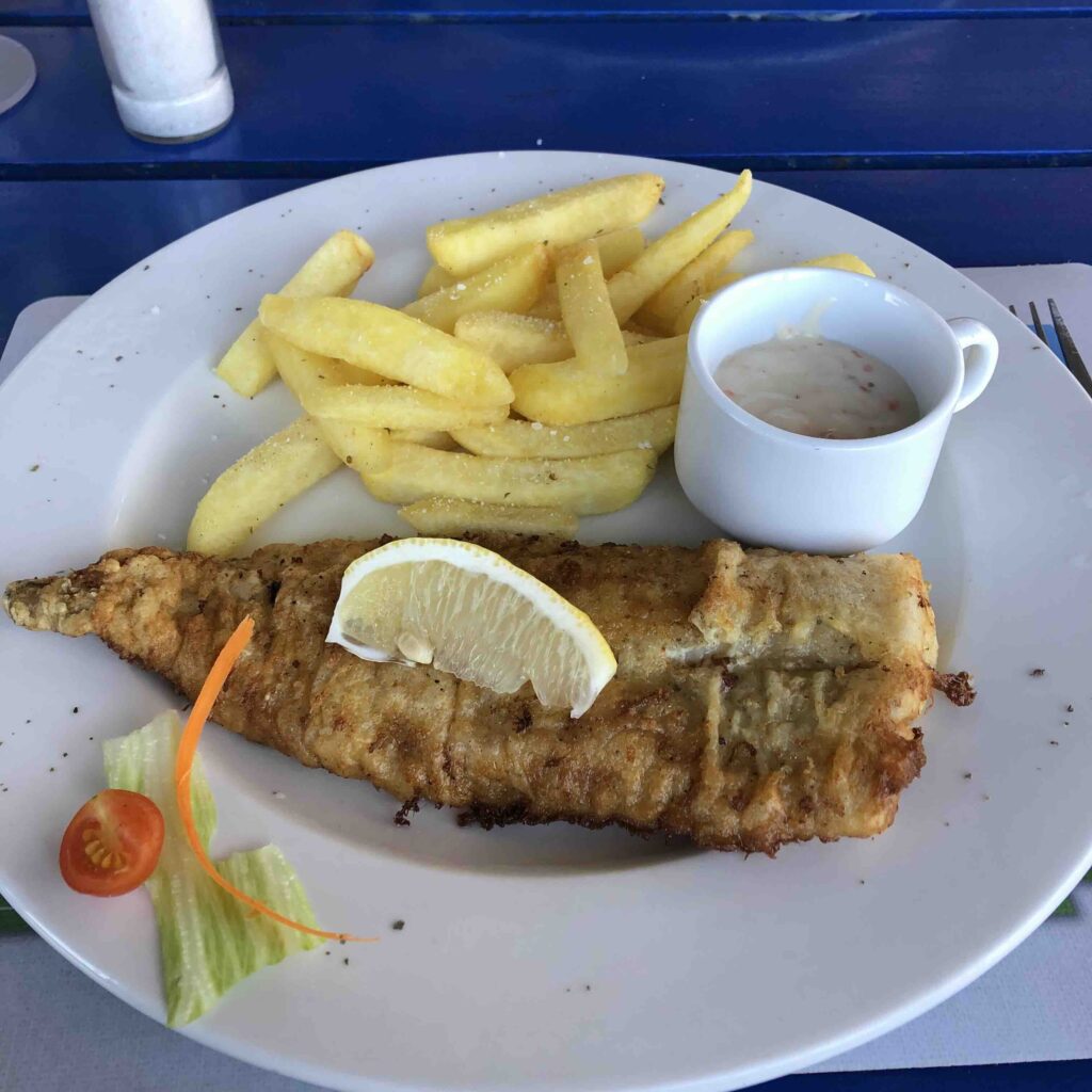 Teyana's Restaurant & Pub