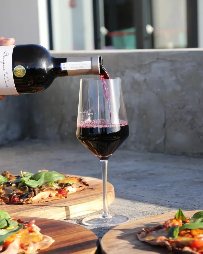 Pizza and Quiz Special at Benguela Cove 