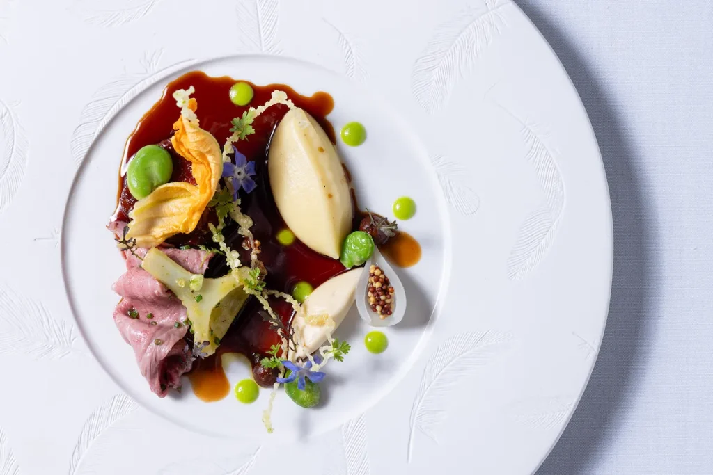 Romantic waterfront dining at Beluga - Cape Town Spring restaurant specials