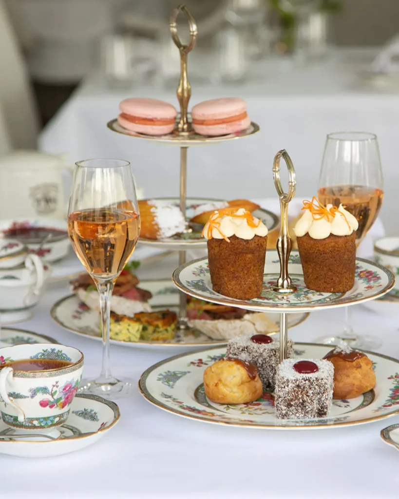 Le Lude's Morning Tea - Stellenbosch vs Franschhoek