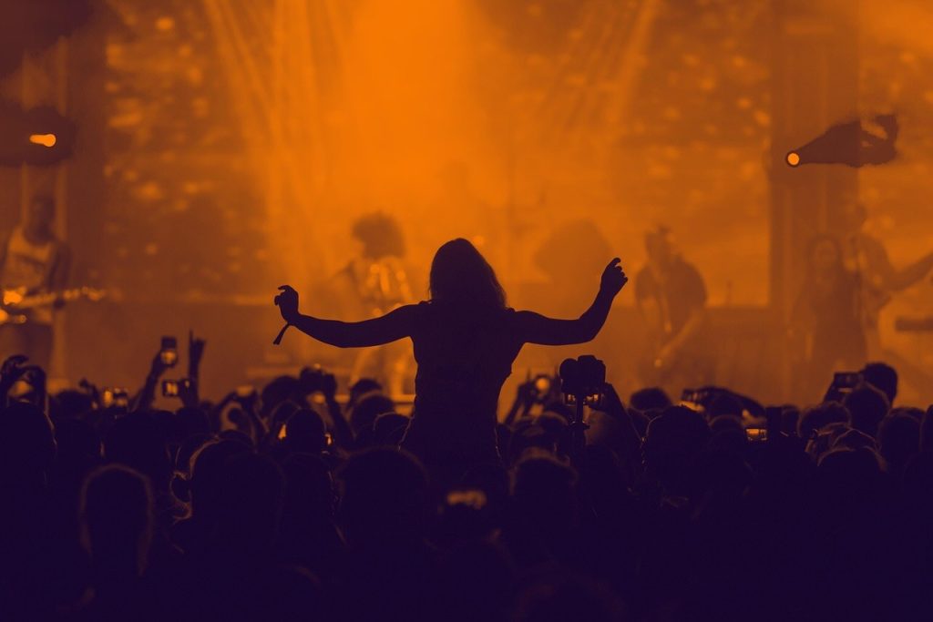 Live Music, Dancing & Nightclubs