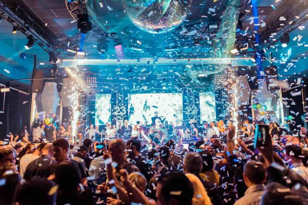 Live Music, Dancing & Nightclubs
