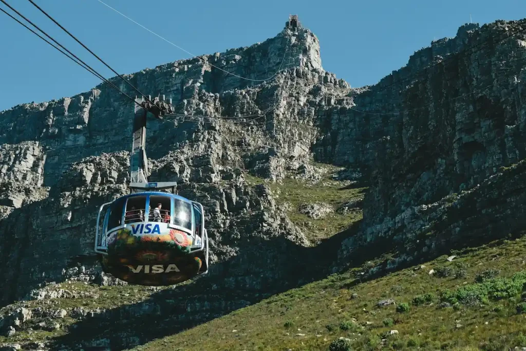 Cable Car Ride on Table Mountain - Hiking Platteklip Gorge