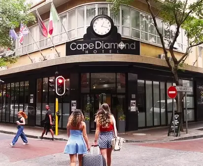 Cape Diamond Hotel