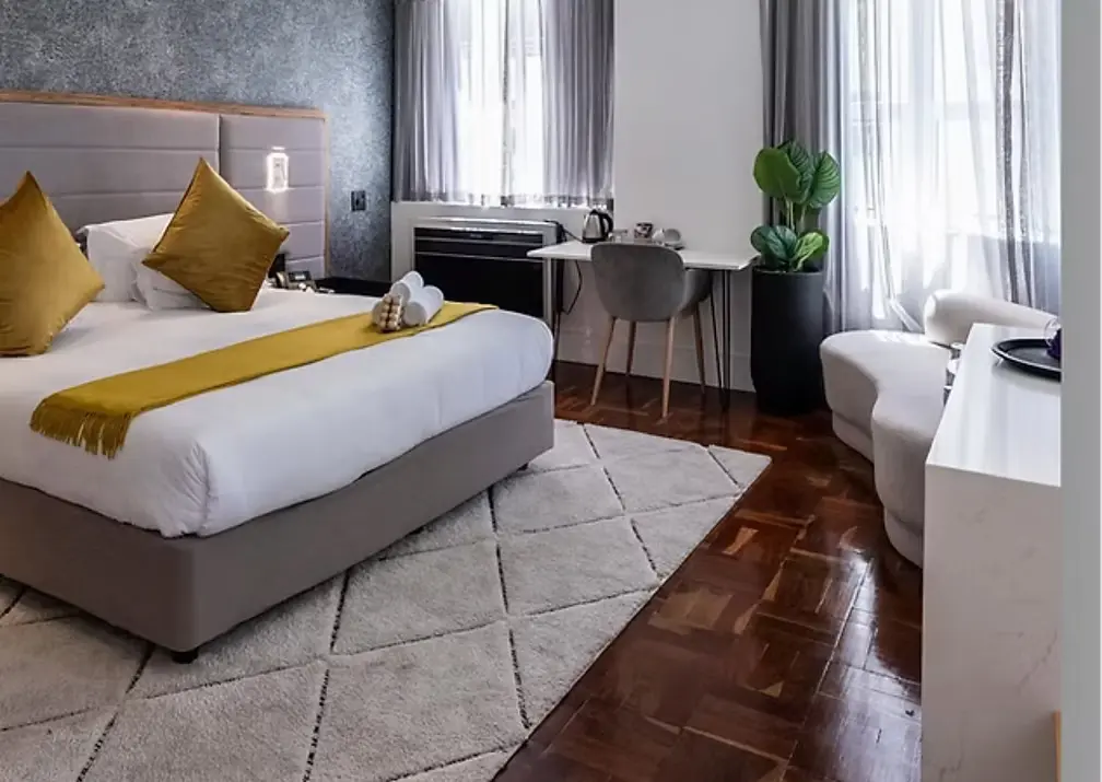 Cape Diamond - Cape Town Hotels