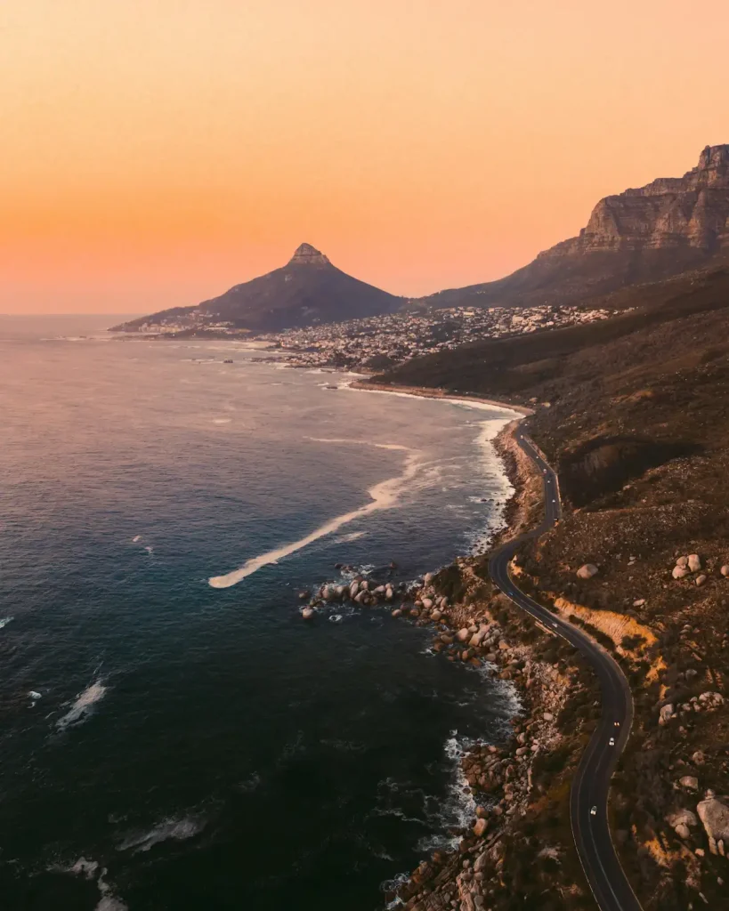 Top Cape Town Activities - Sunrise Lion's Head Hike