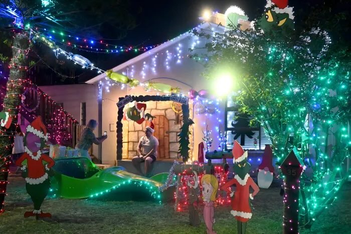 Bothasig - Christmas lights in Cape Town