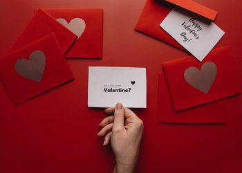 40 Perfect Valentines Day Messages for Girlfriends