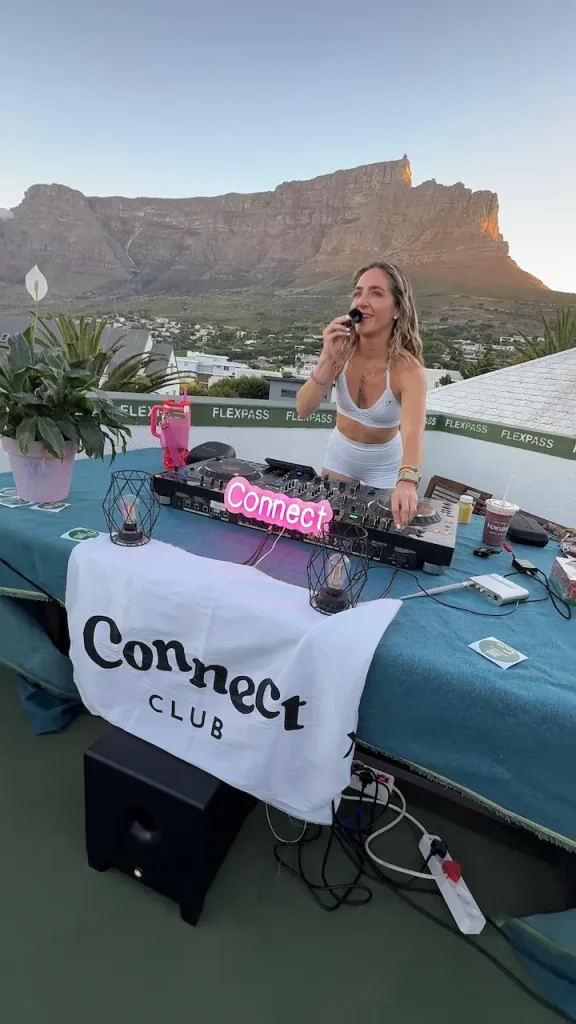 Connect Club