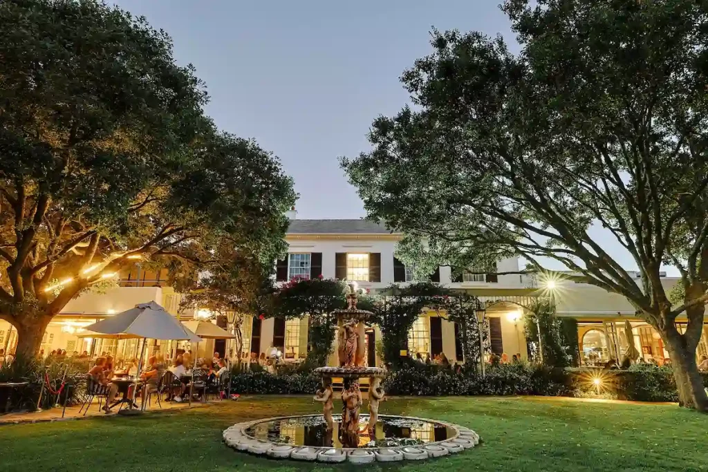 The Vineyard Hotel Exterior - Hotels in Cape Town SA