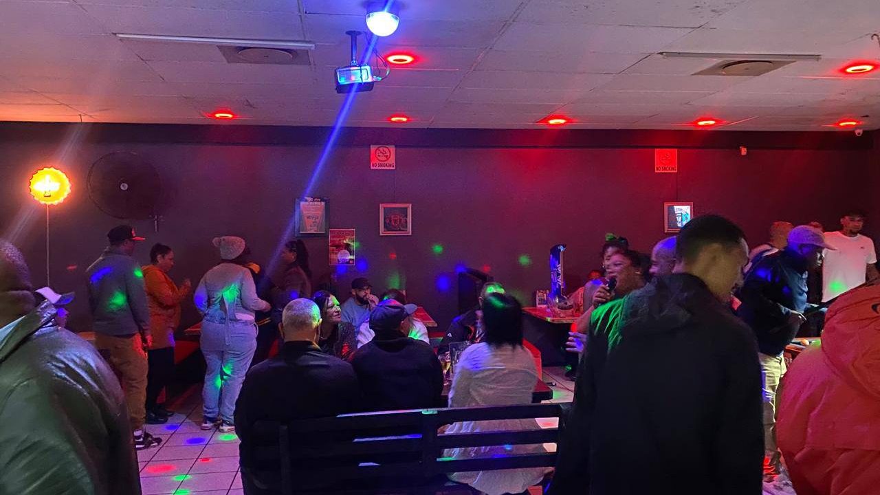 Red Devils Sports Pub
