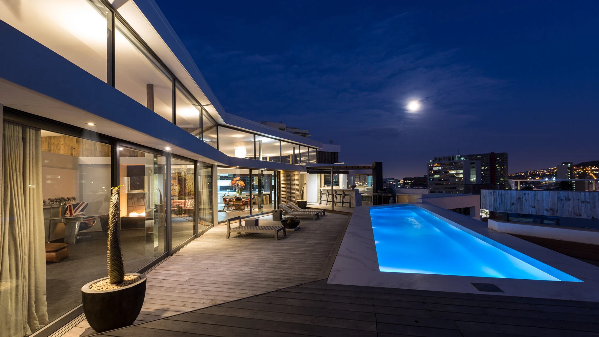 Hiphouse Penthouse