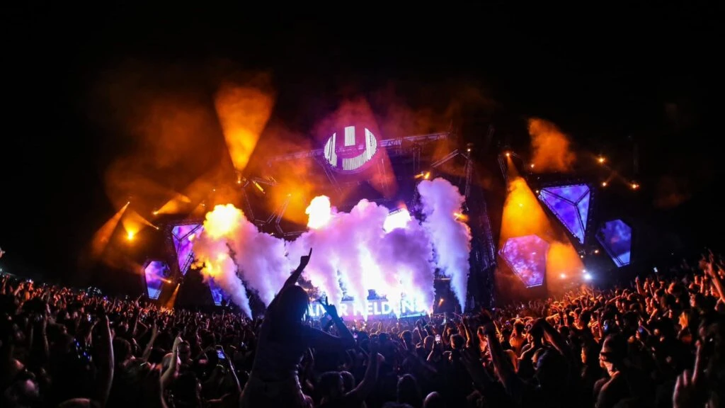 Ultra Stage